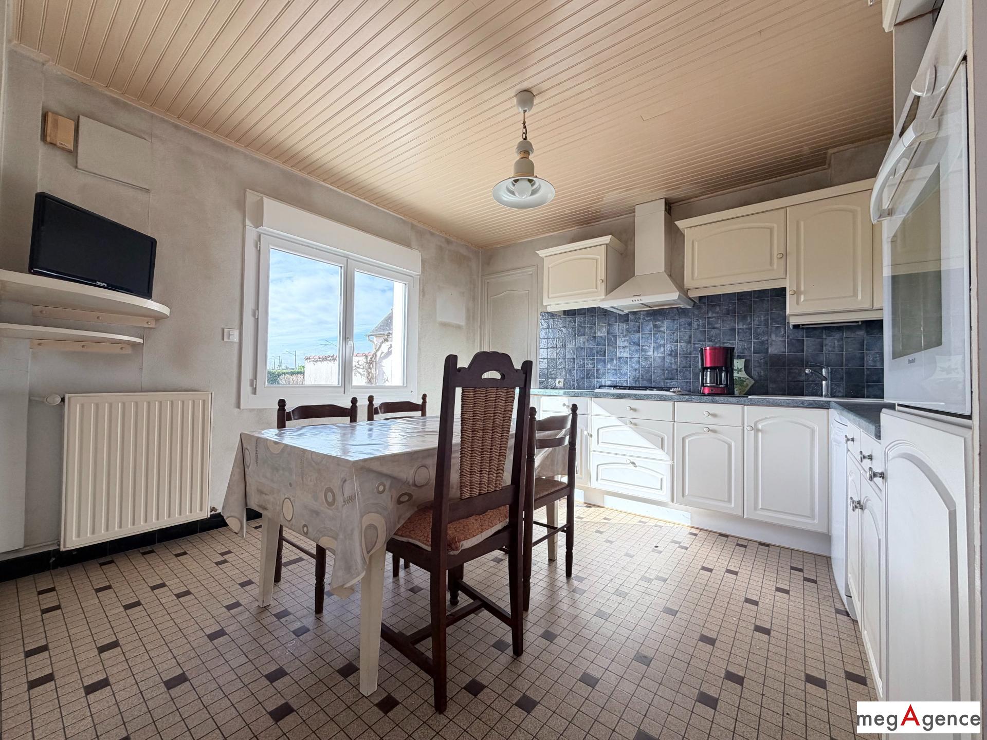 Miniature photo - 2 / 17