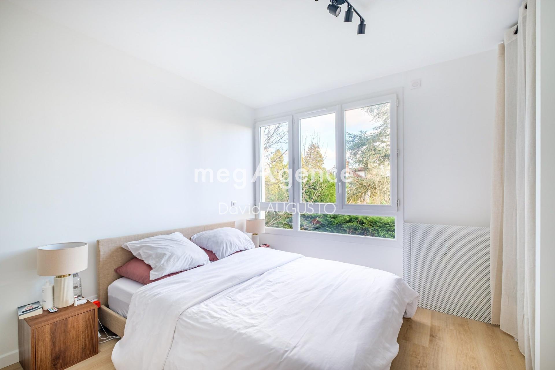 Miniature photo - 7 / 11