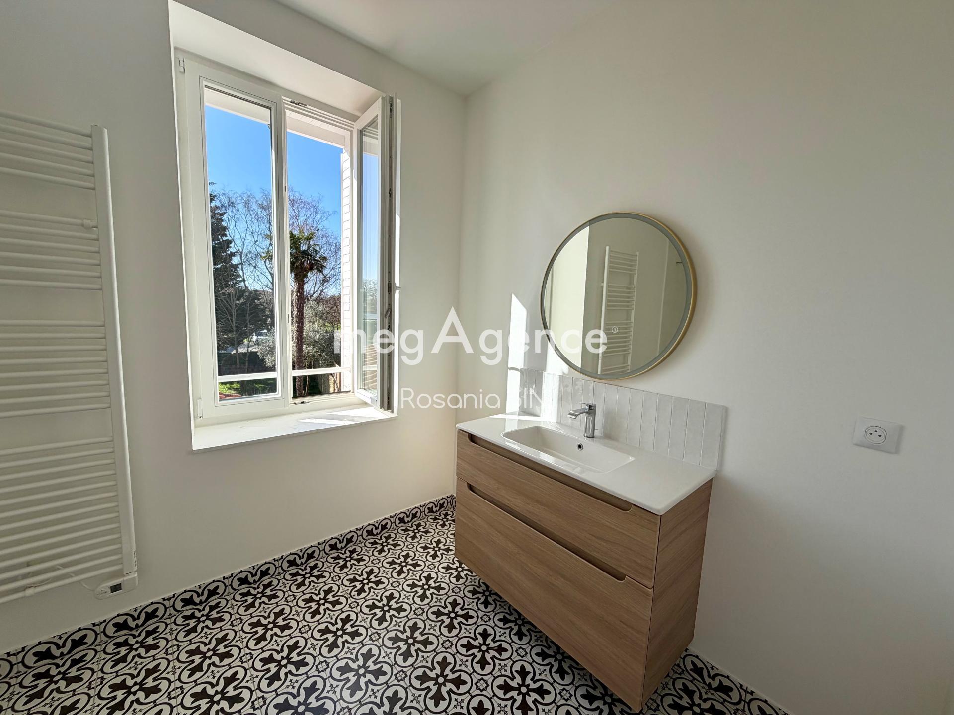 Miniature photo - 12 / 13