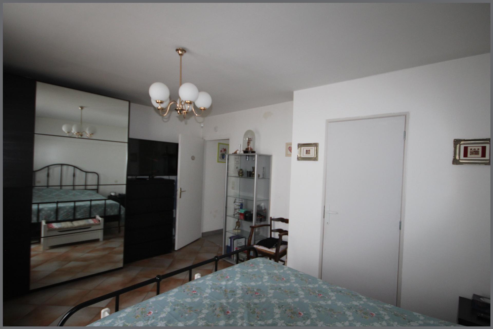 Miniature photo - 9 / 17