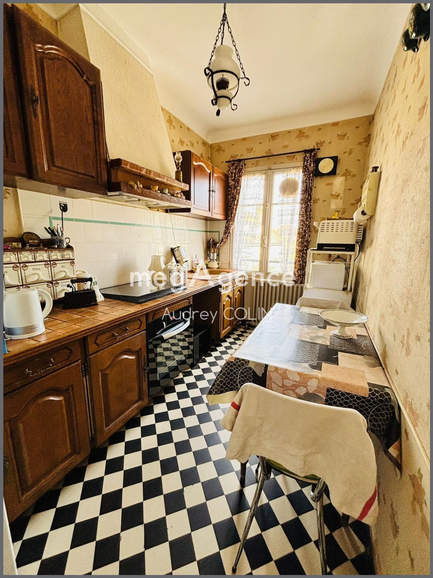 Miniature photo - 5 / 10