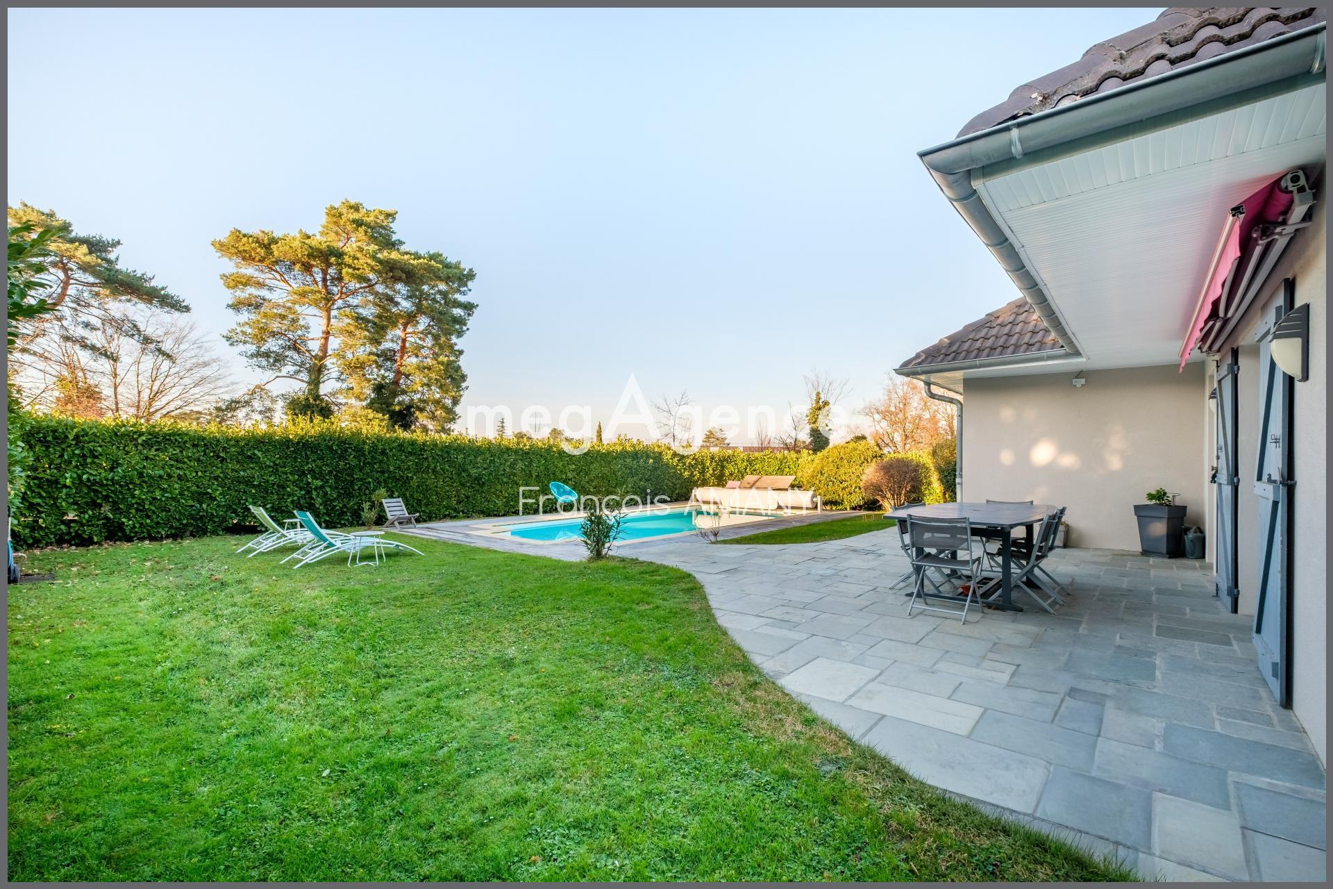 Miniature photo - 2 / 10