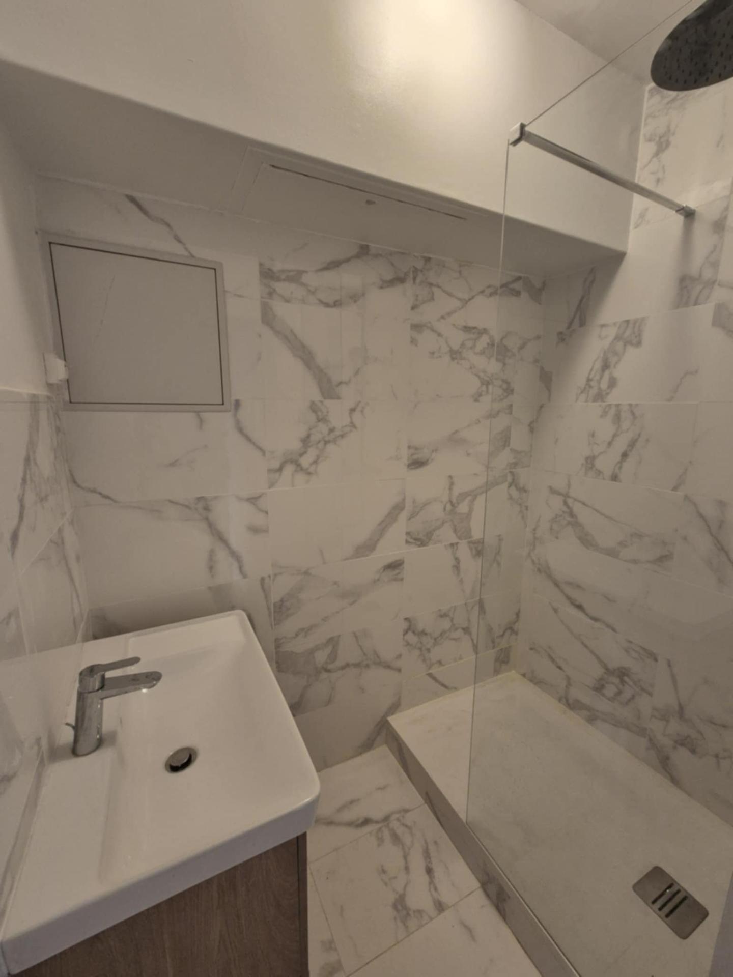 Miniature photo - 3 / 3