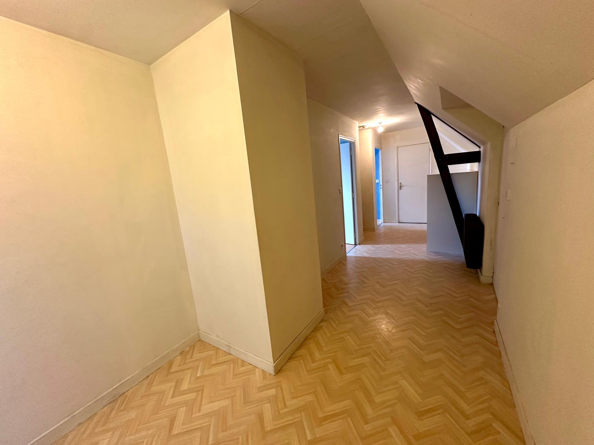 Miniature photo - 10 / 17