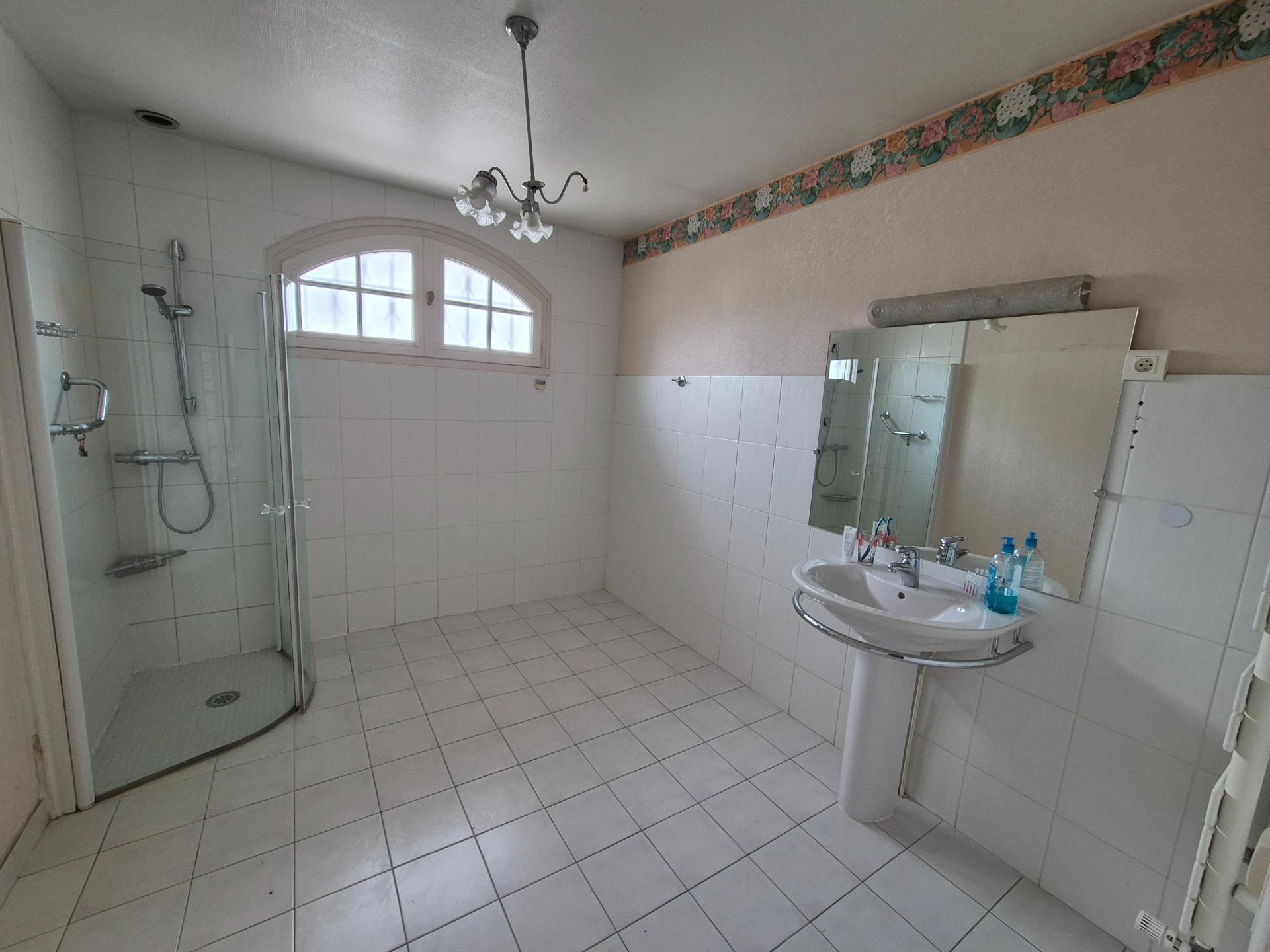 Miniature photo - 10 / 20