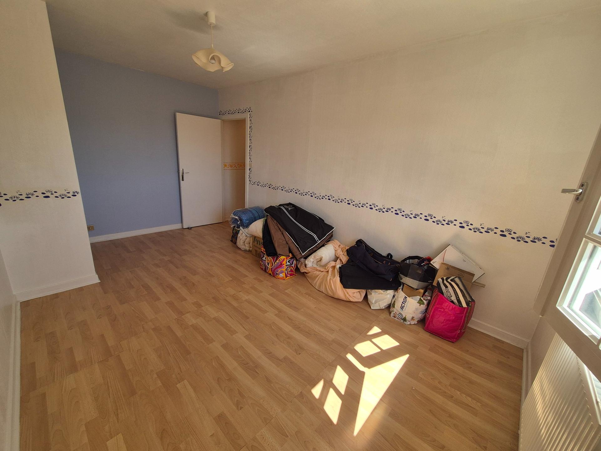 Miniature photo - 9 / 20