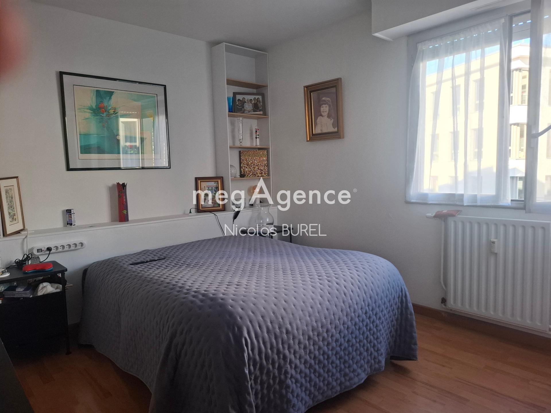 Miniature photo - 3 / 3