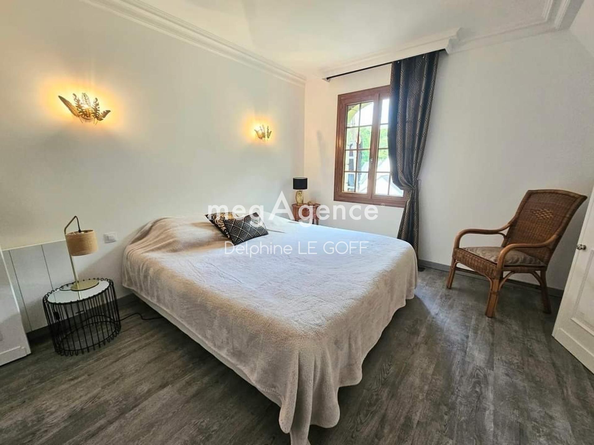 Miniature photo - 11 / 16