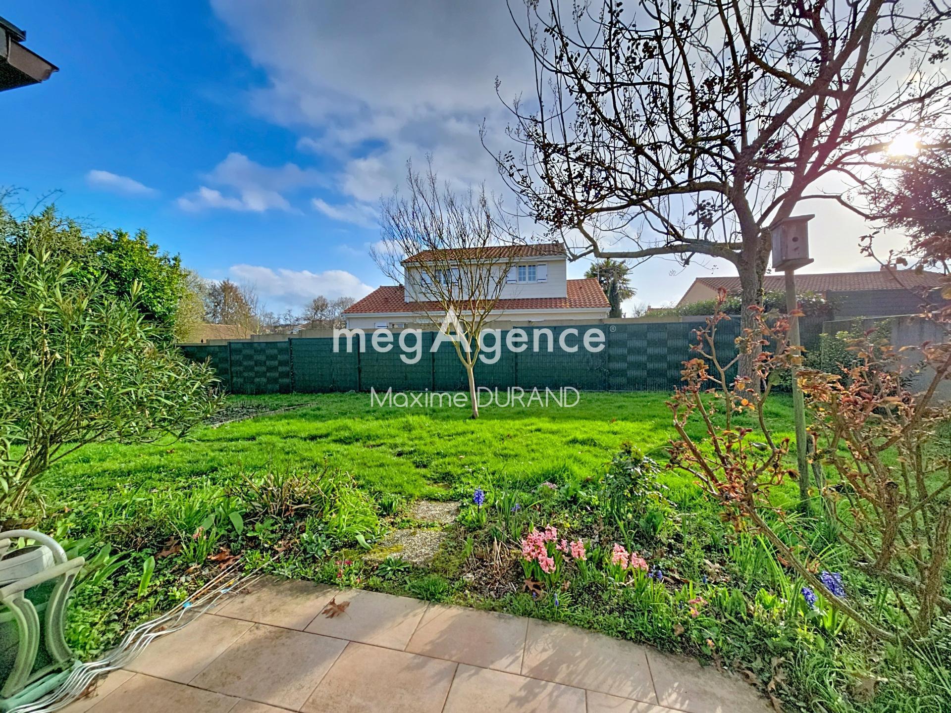 Miniature photo - 2 / 12