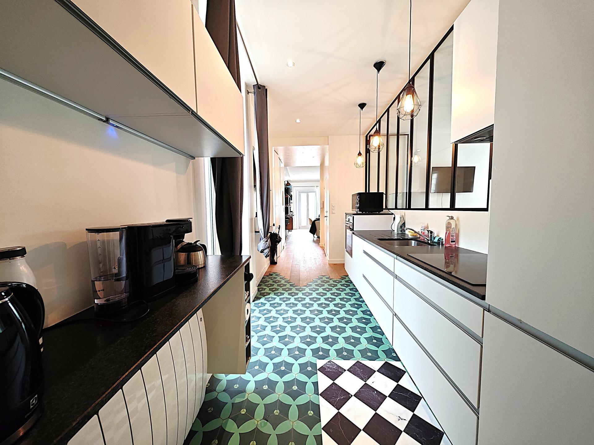 Miniature photo - 4 / 10