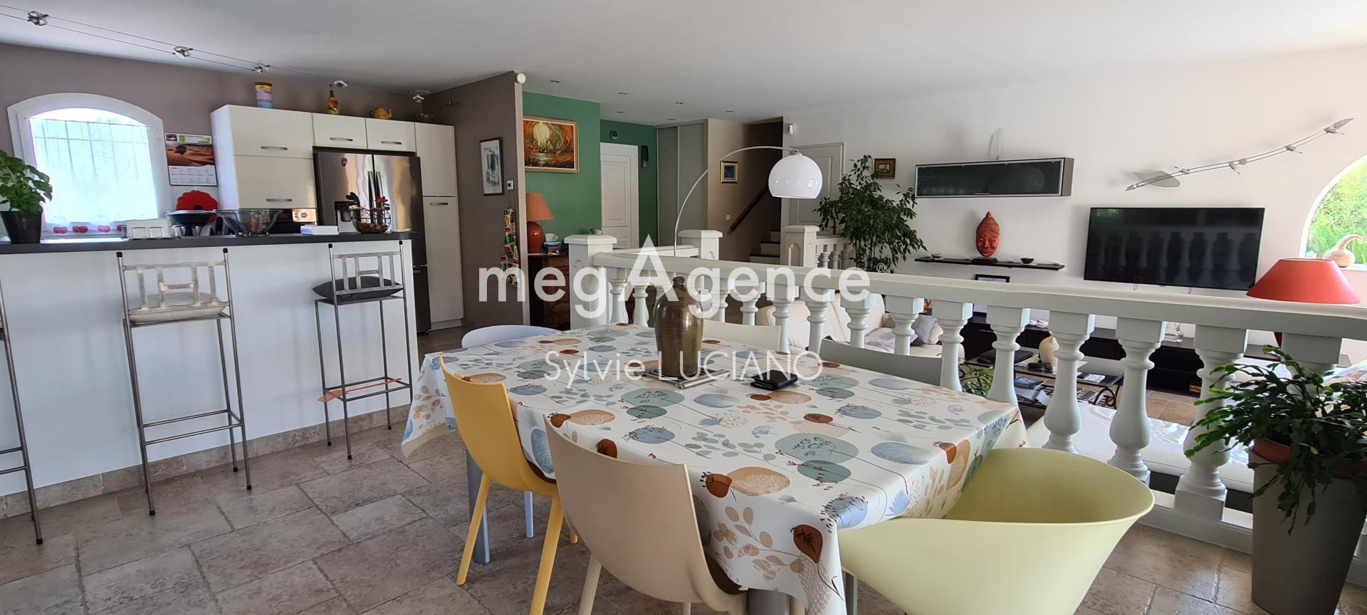 Miniature photo - 9 / 12