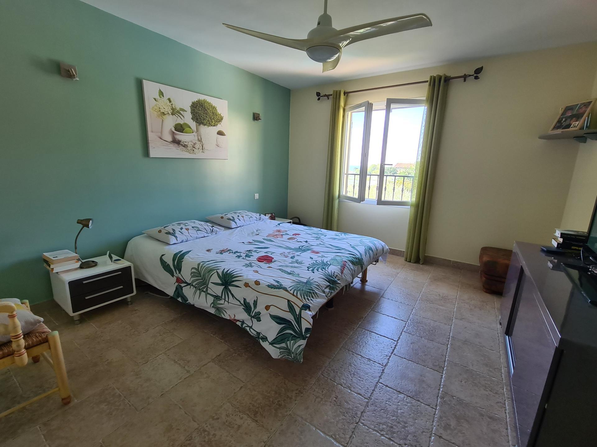 Miniature photo - 7 / 12