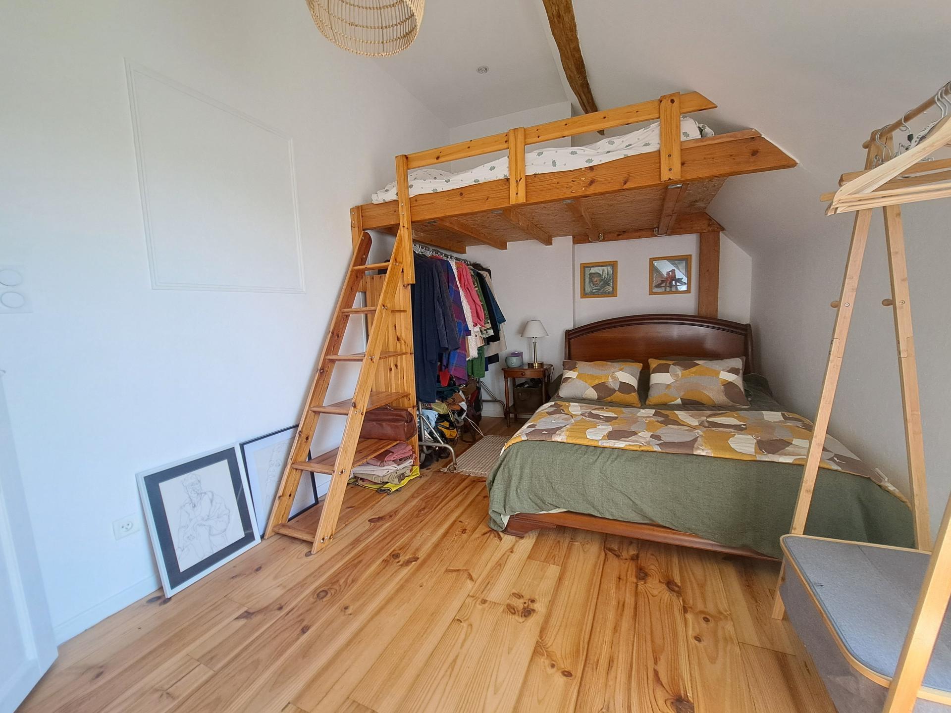 Miniature photo - 11 / 16