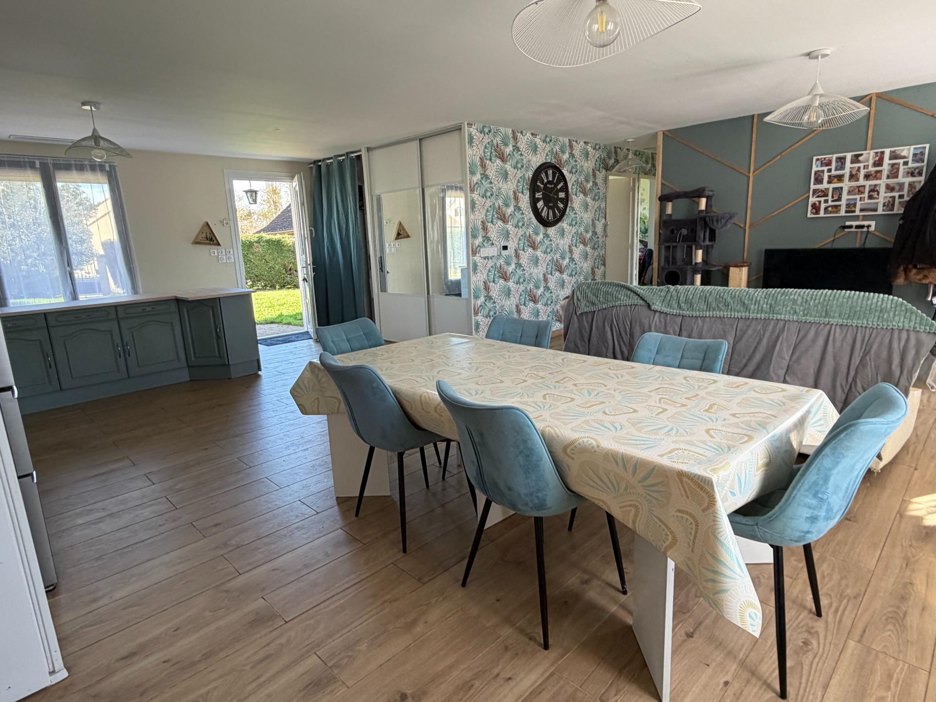 Miniature photo - 2 / 13