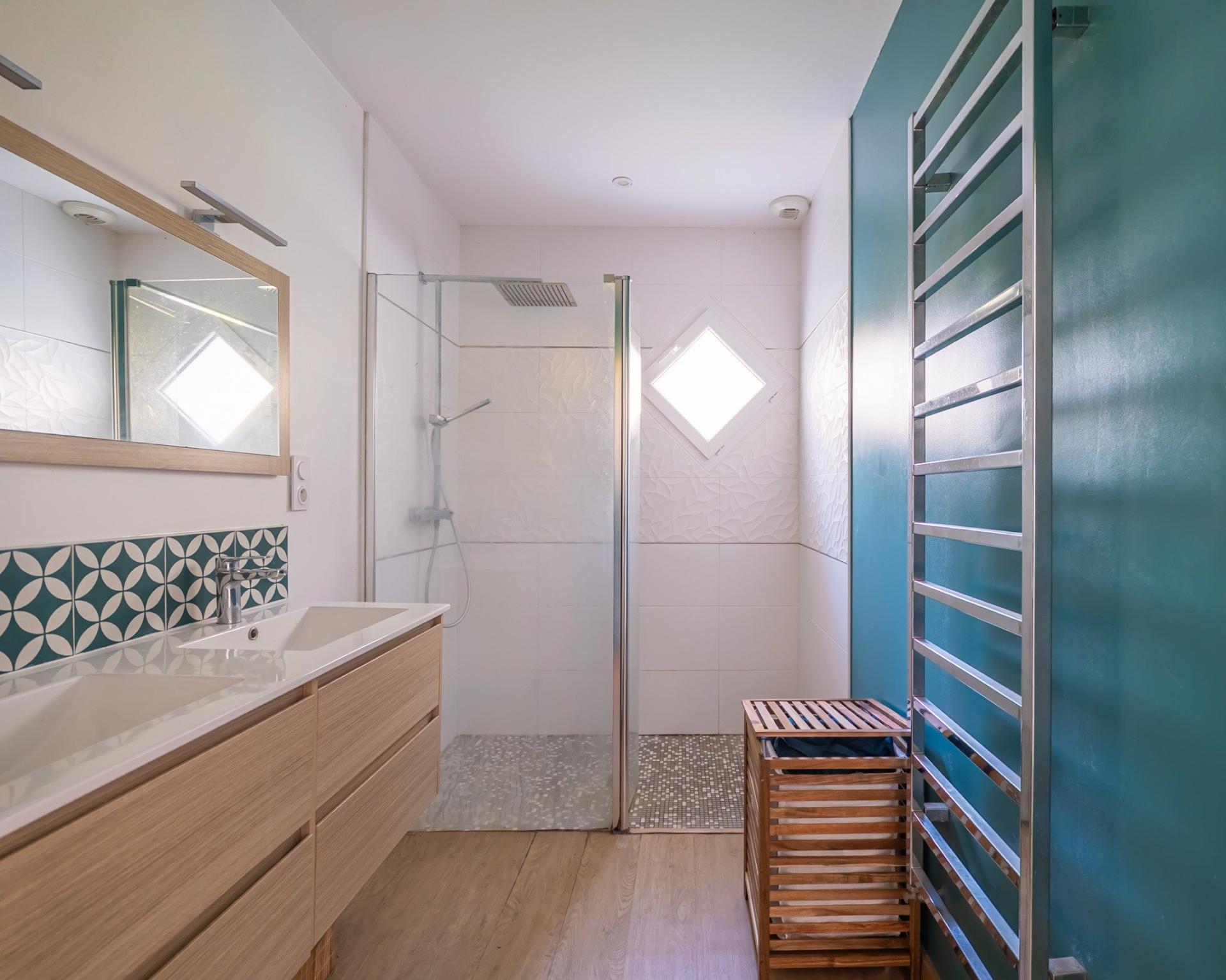 Miniature photo - 9 / 12