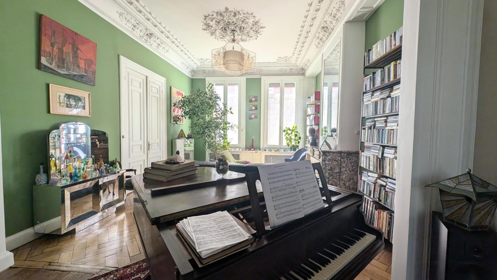 Miniature photo - 6 / 14