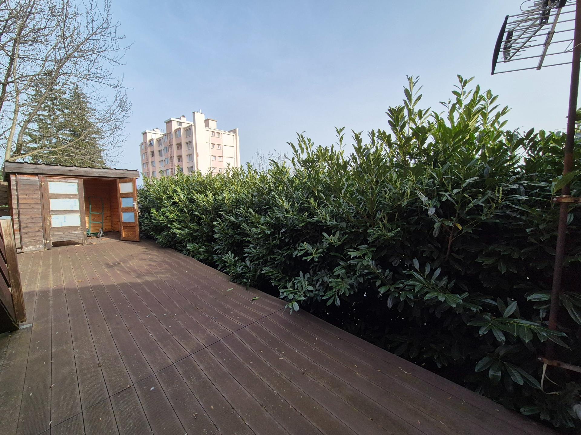 Miniature photo - 12 / 20