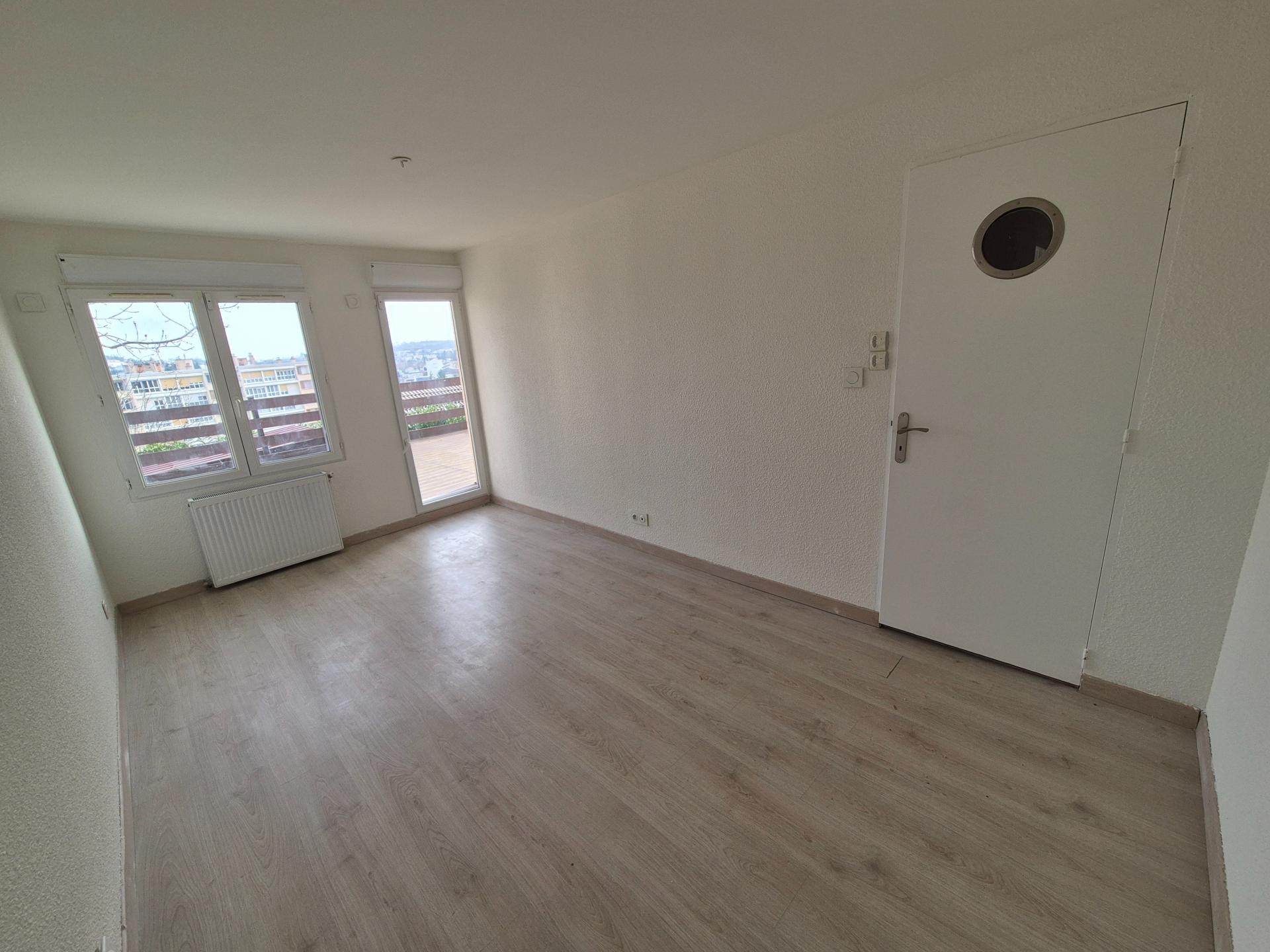 Miniature photo - 10 / 20