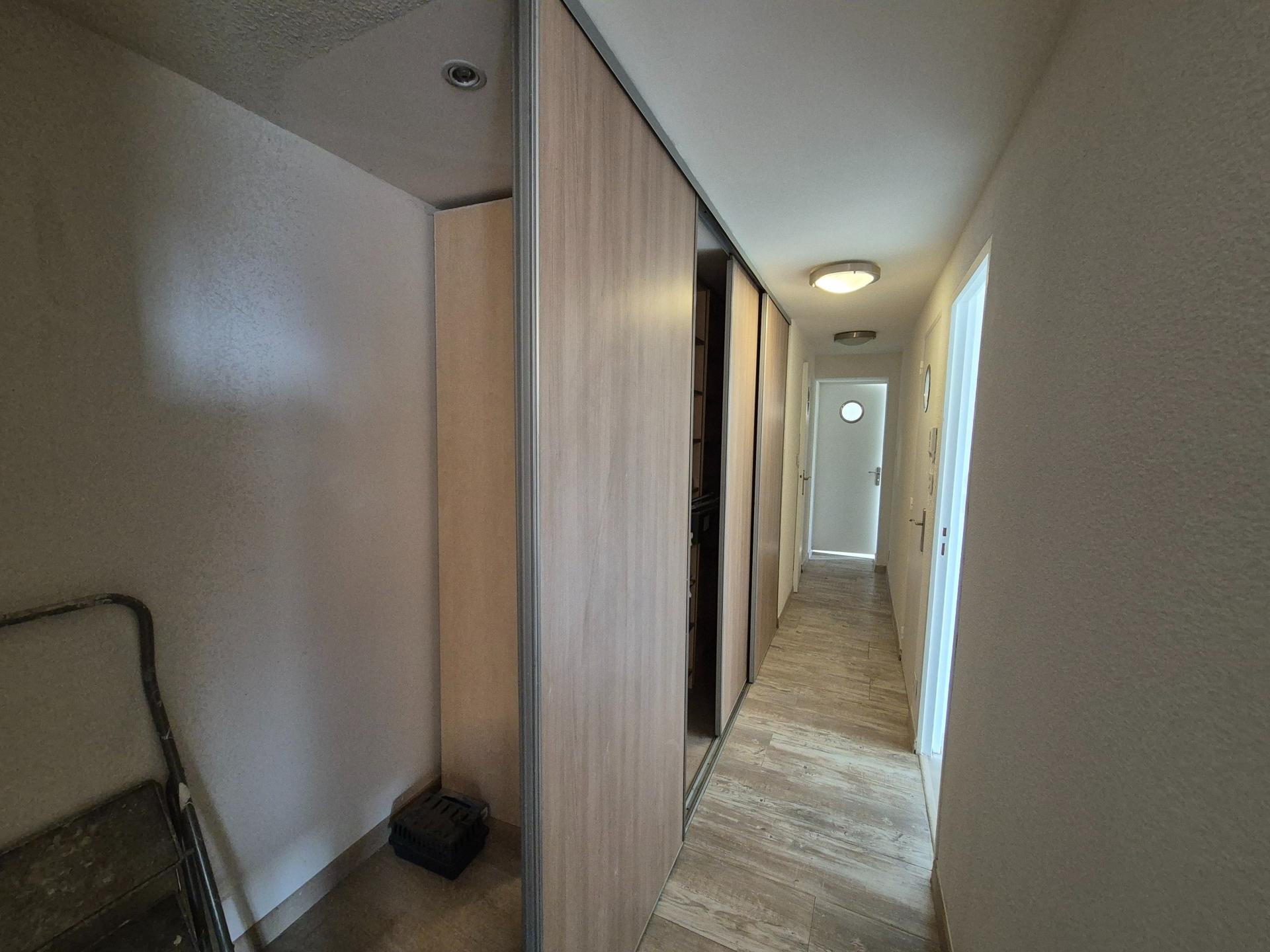 Miniature photo - 13 / 20