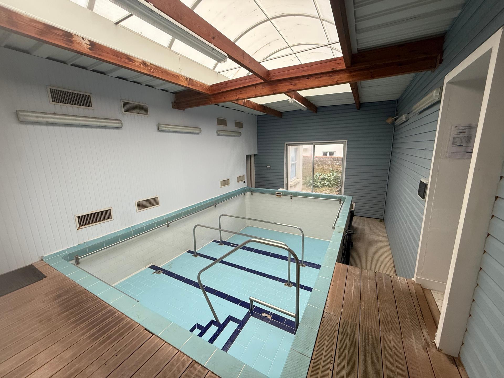 Miniature photo - 5 / 10