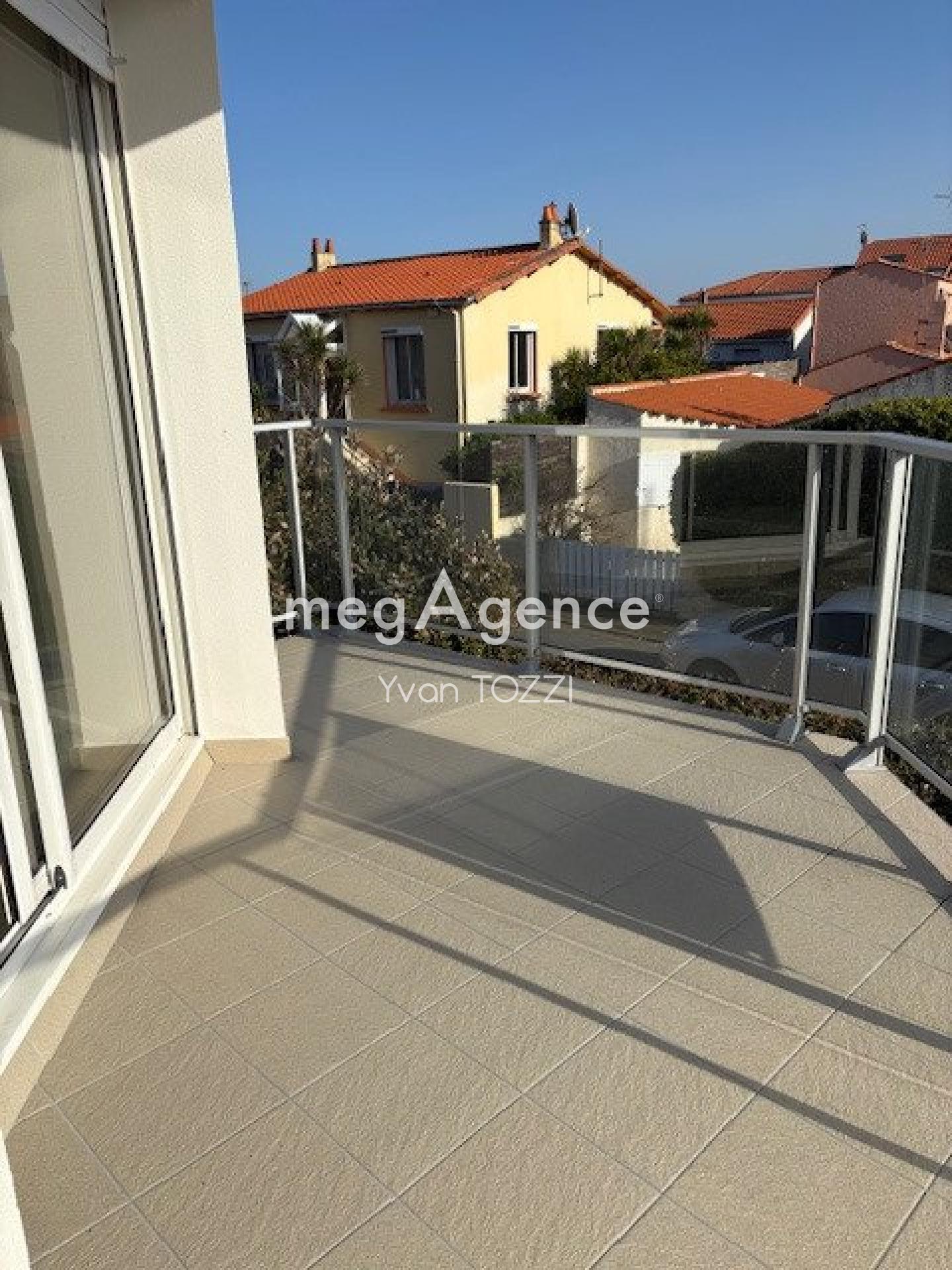 Miniature photo - 2 / 11