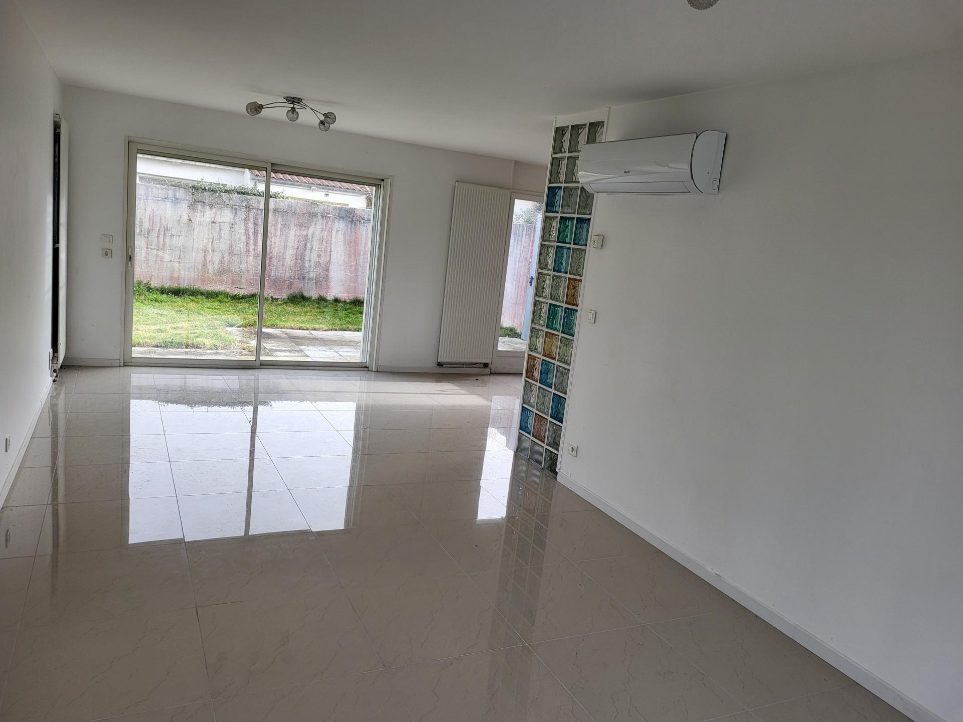 Miniature photo - 3 / 8