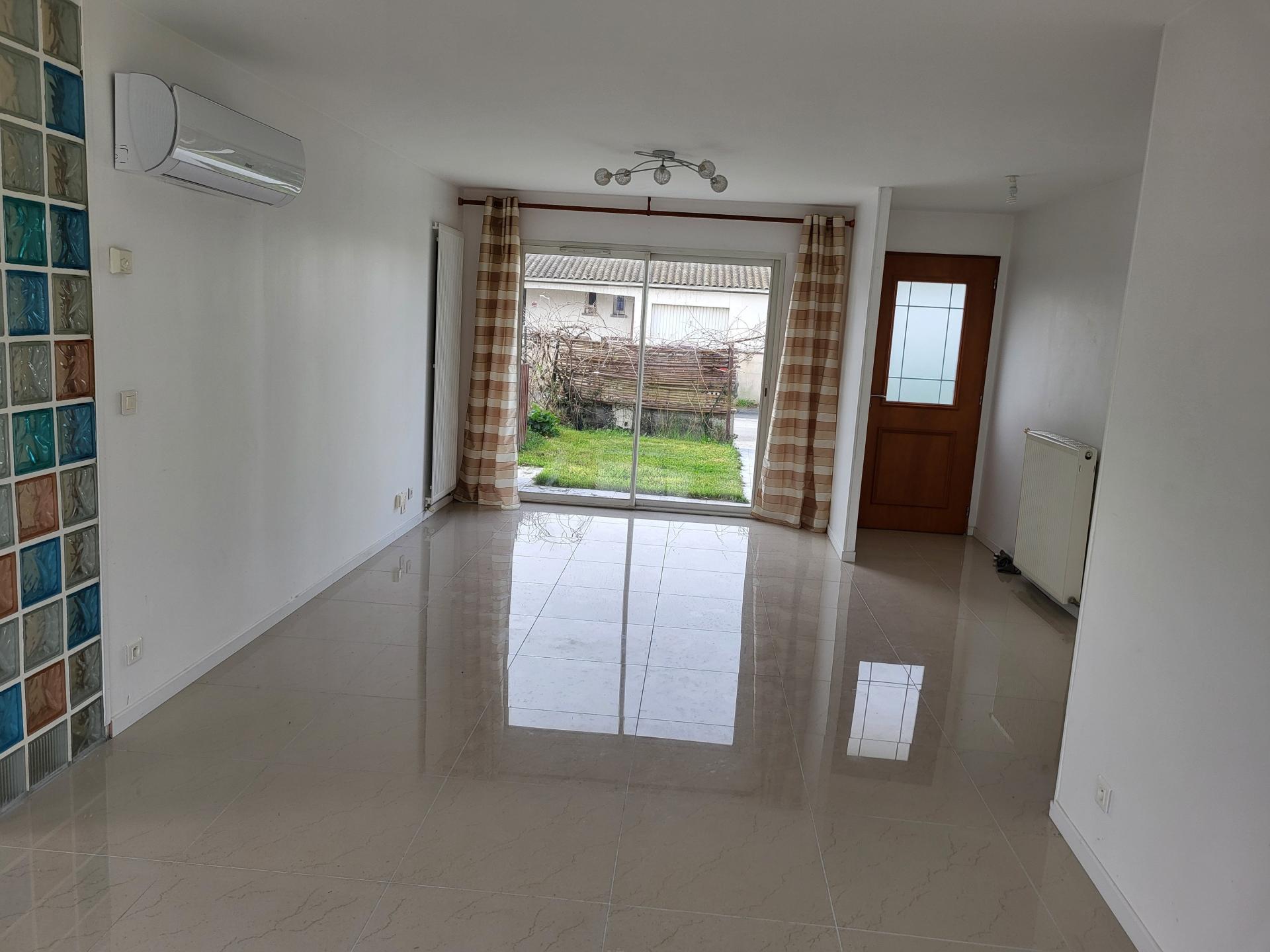 Miniature photo - 2 / 8