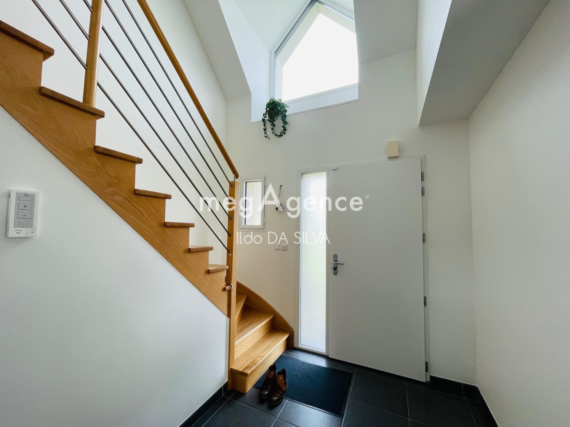 Miniature photo - 2 / 14