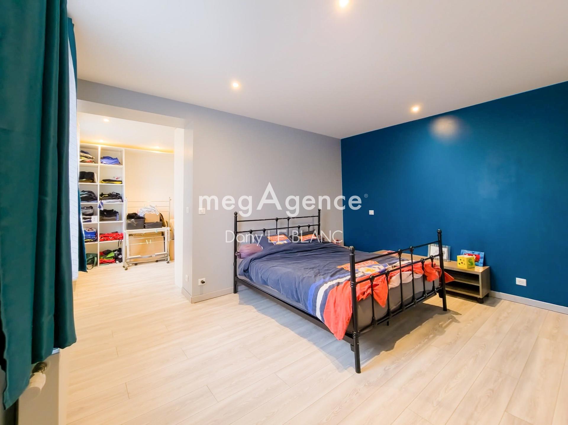 Miniature photo - 11 / 17