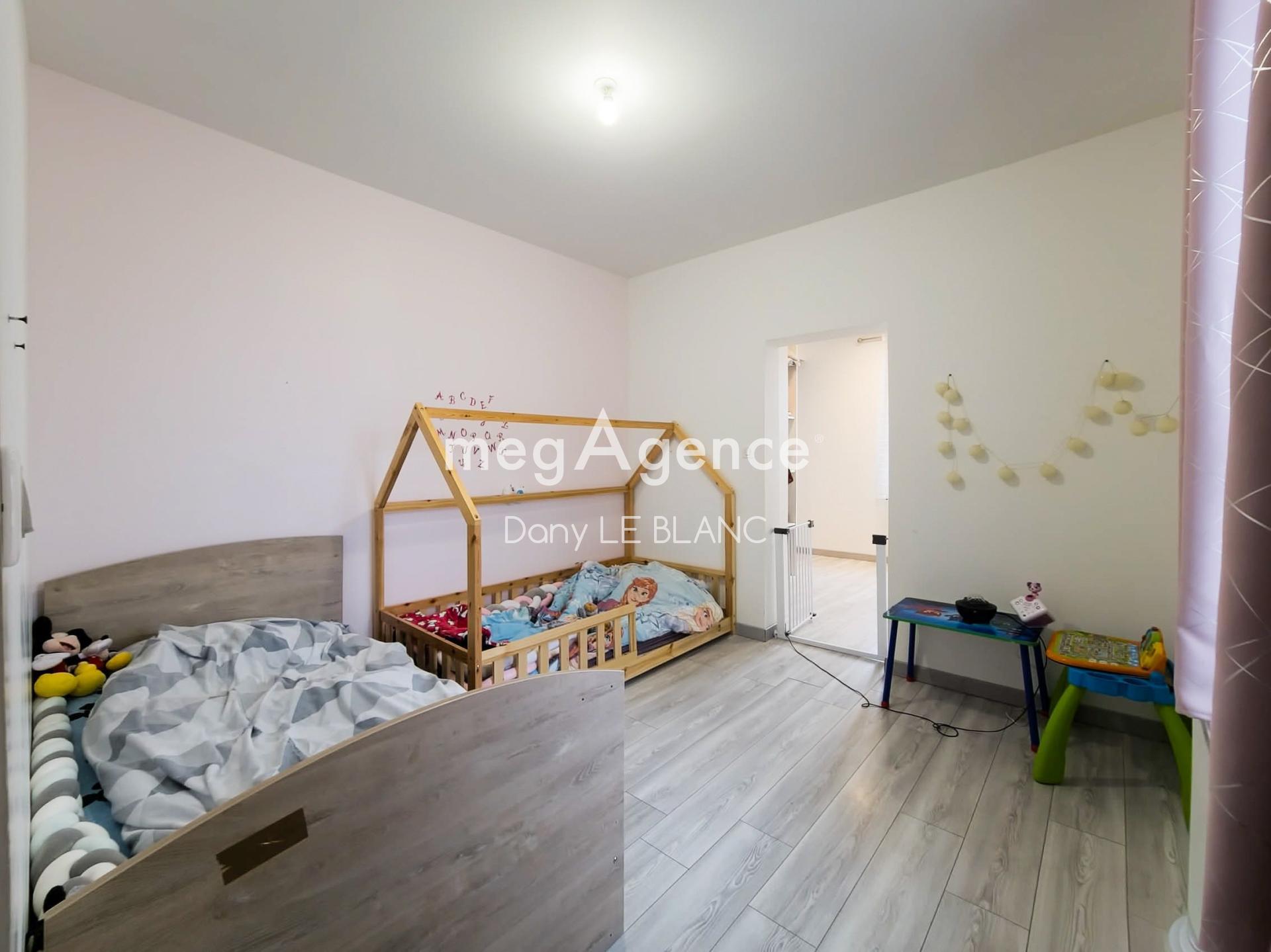 Miniature photo - 9 / 17