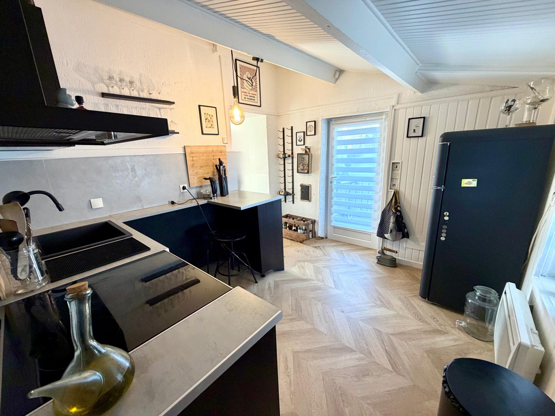 Miniature photo - 5 / 10