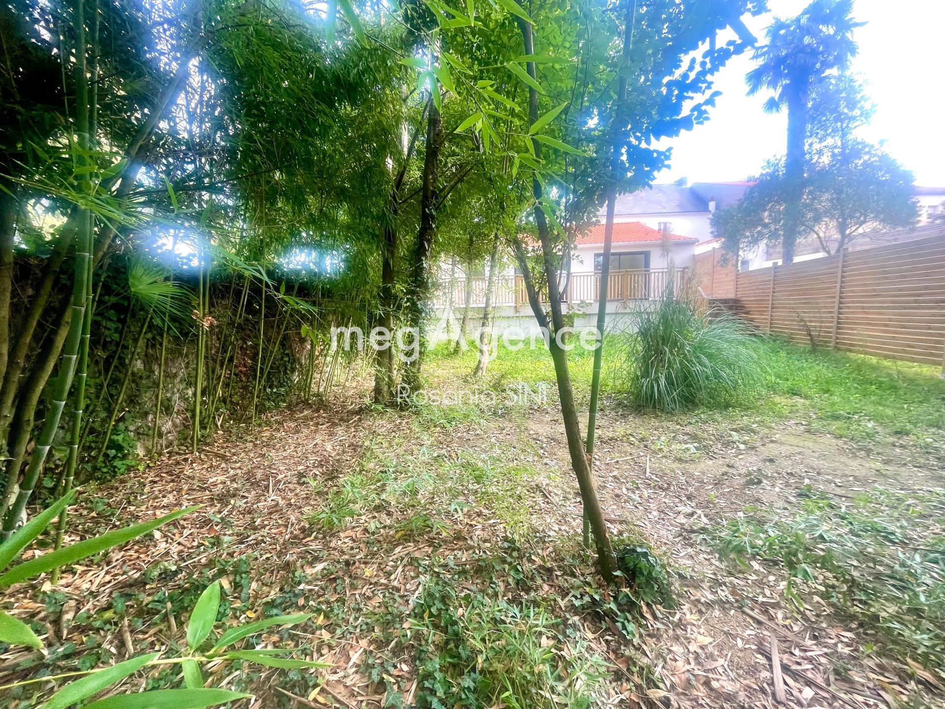 Miniature photo - 9 / 11