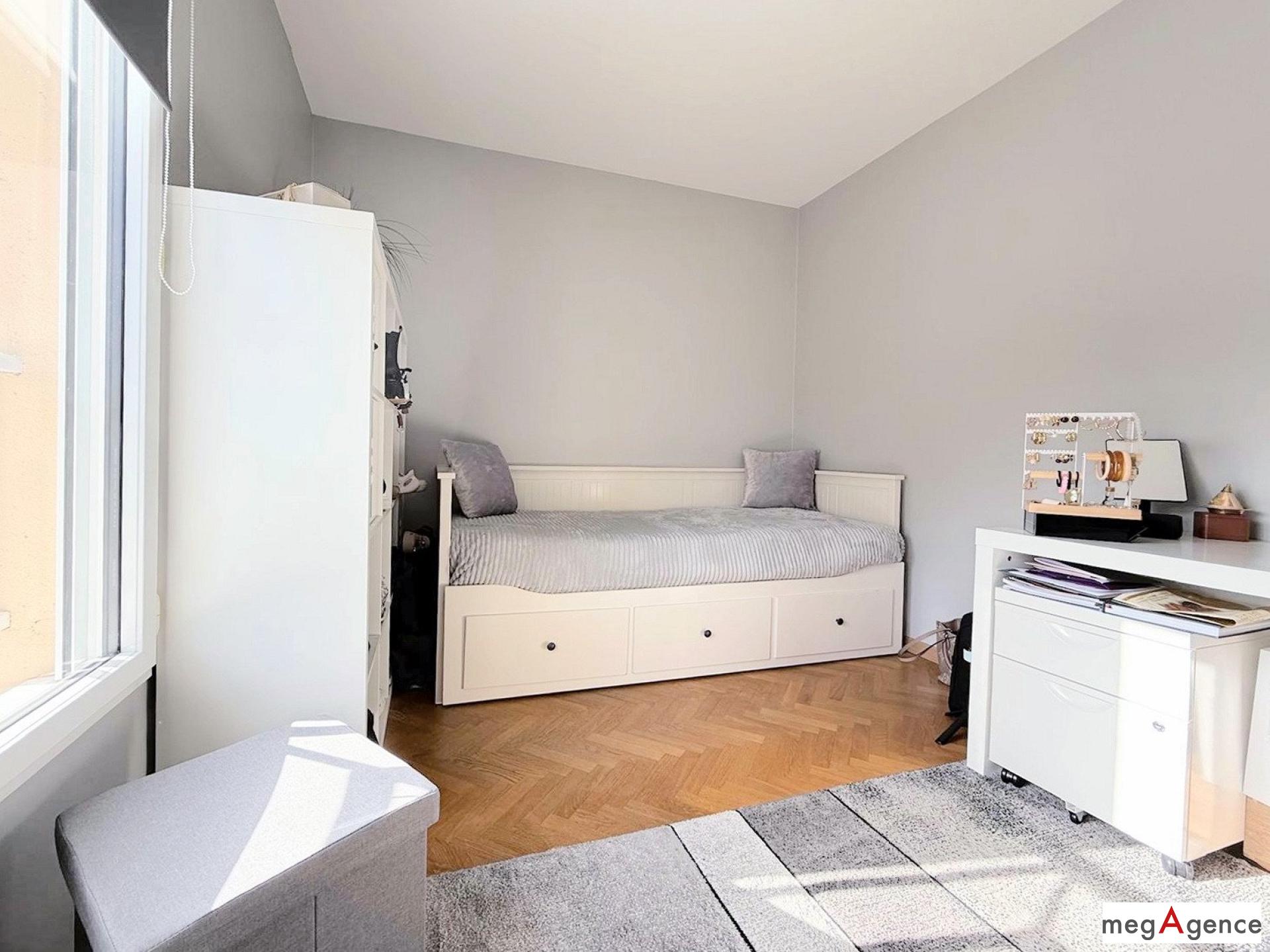 Miniature photo - 13 / 14