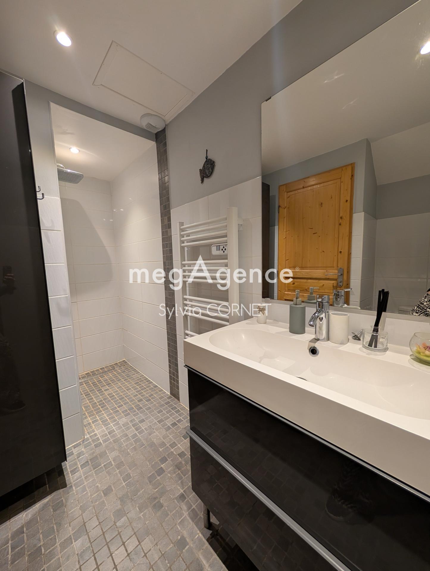 Miniature photo - 7 / 18