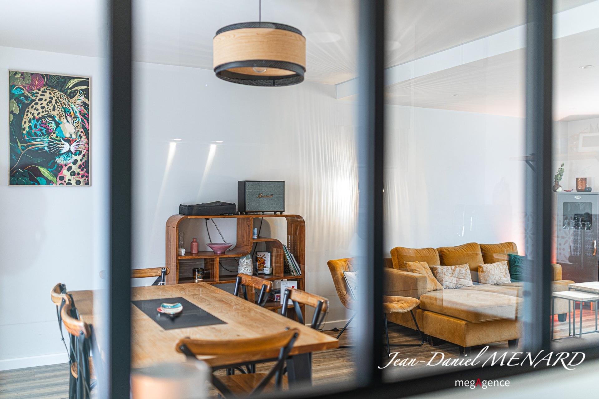 Miniature photo - 9 / 18