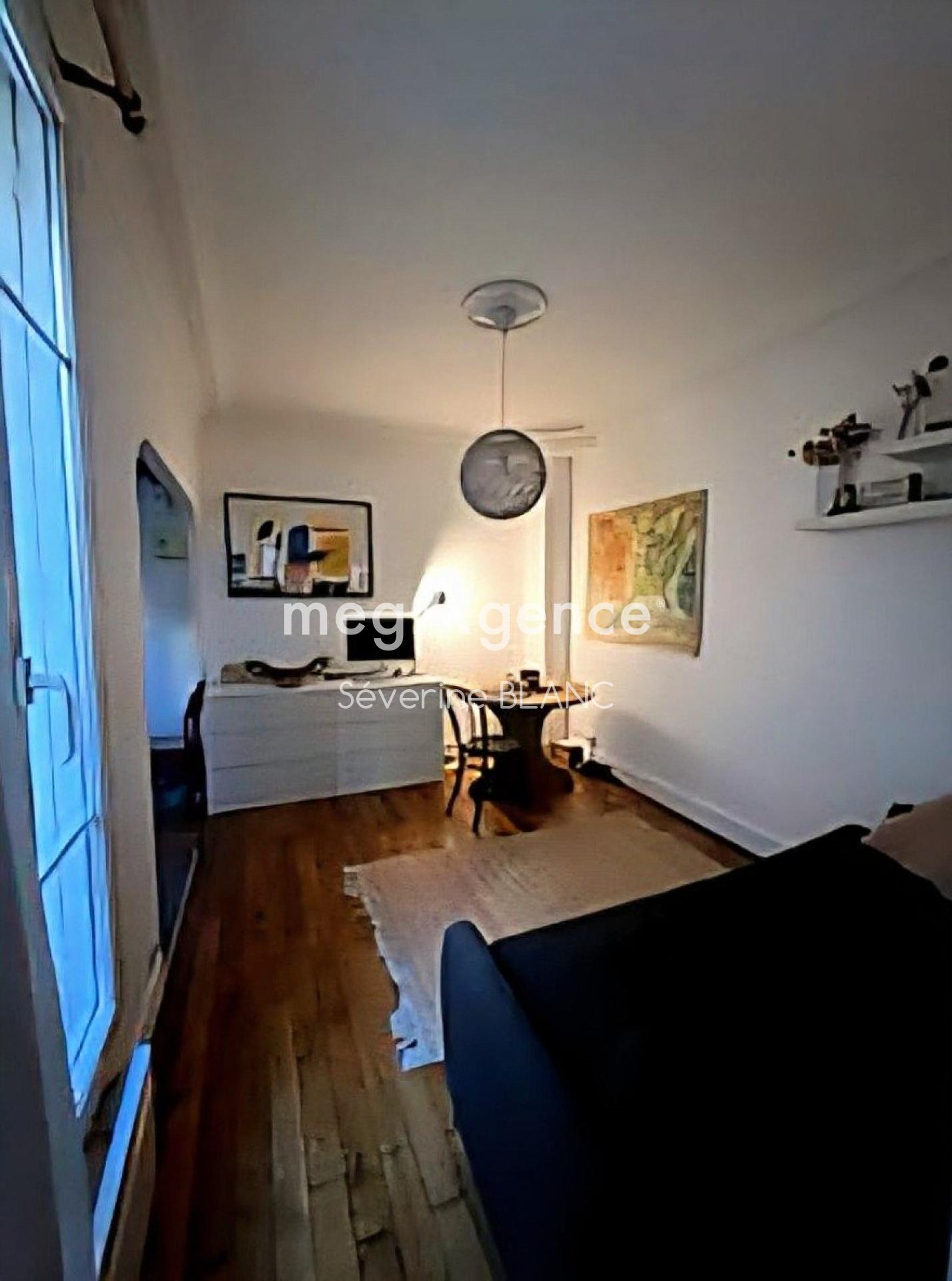 Miniature photo - 2 / 7