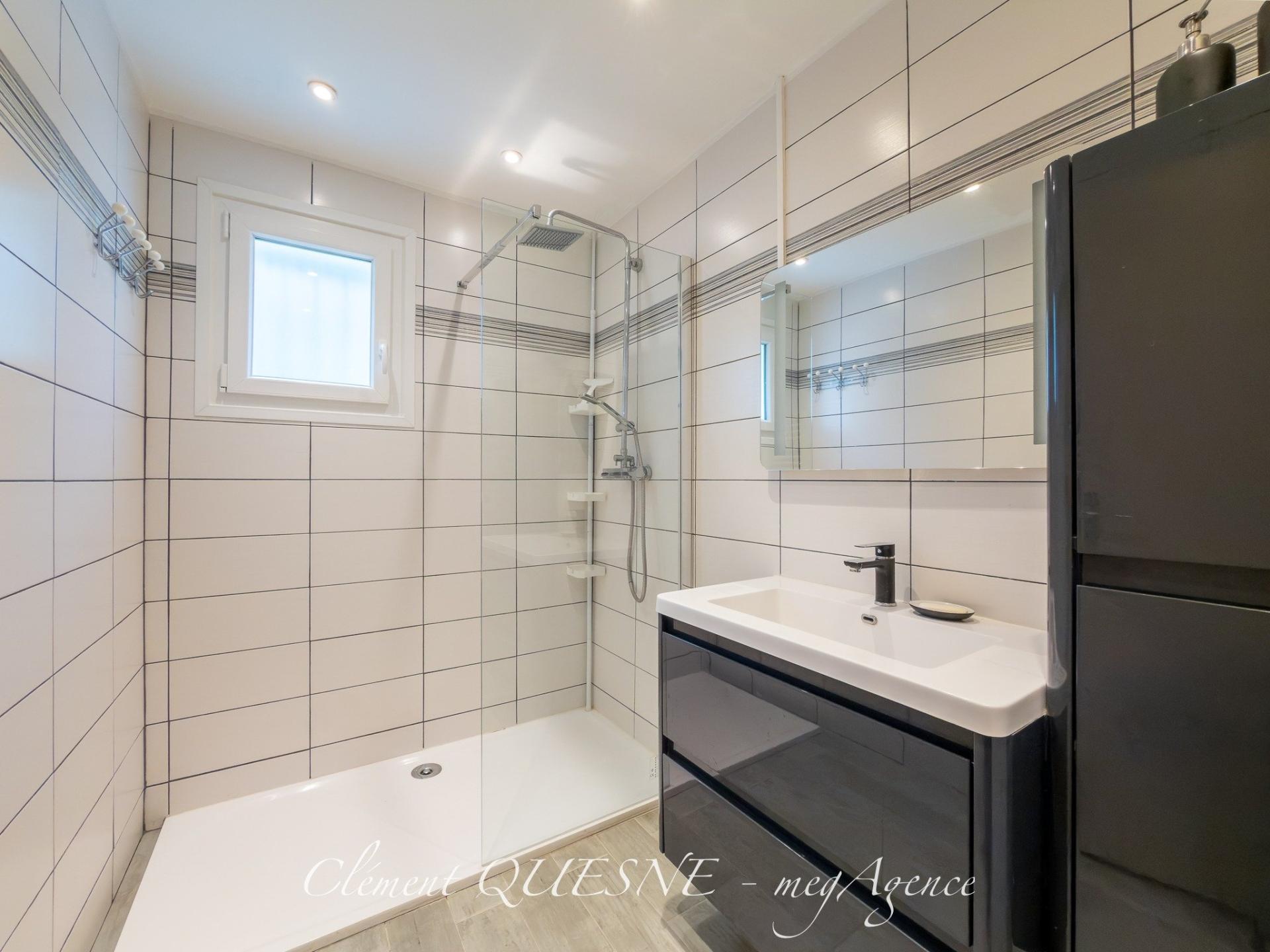 Miniature photo - 10 / 12