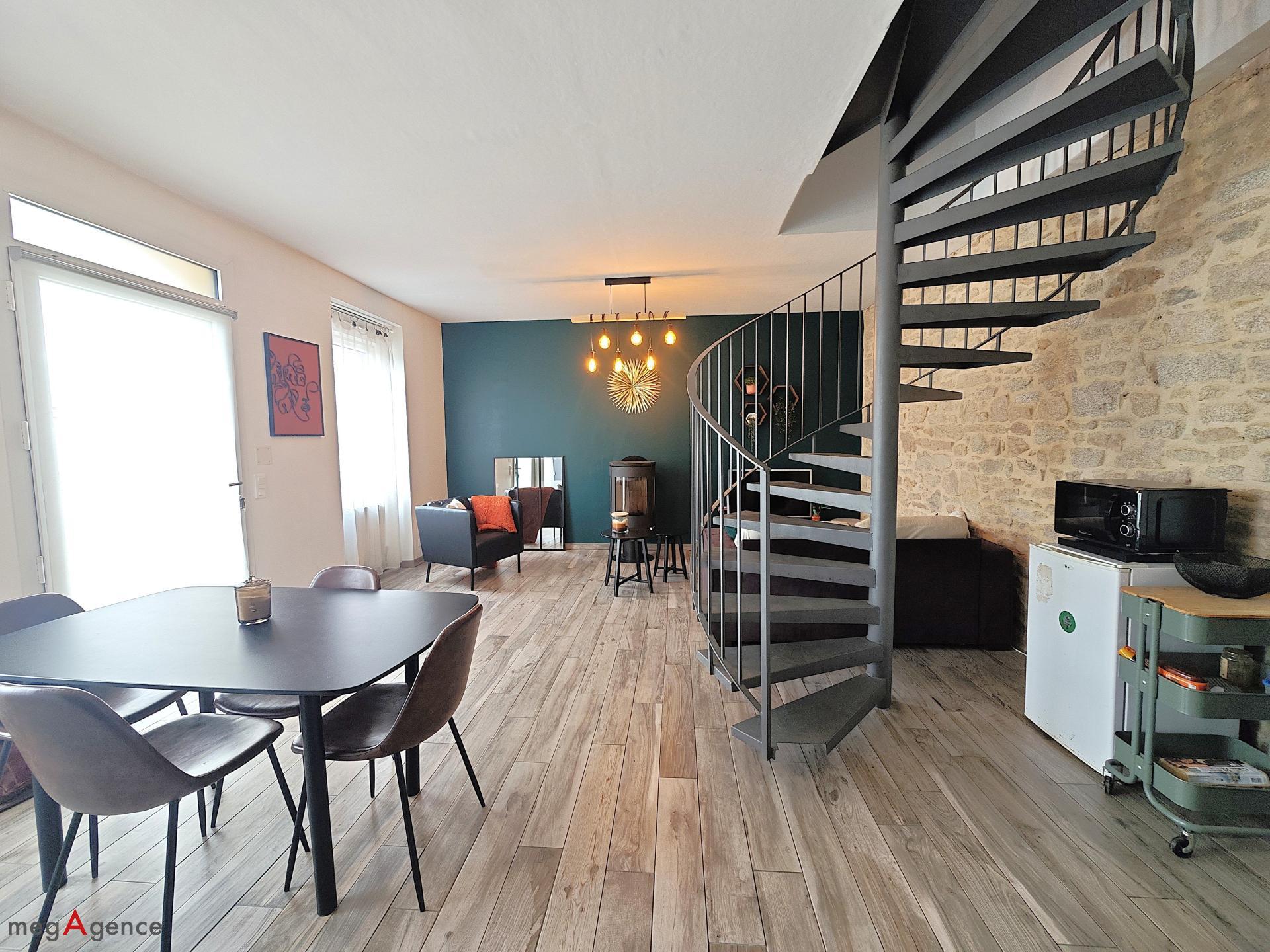 Miniature photo - 2 / 17