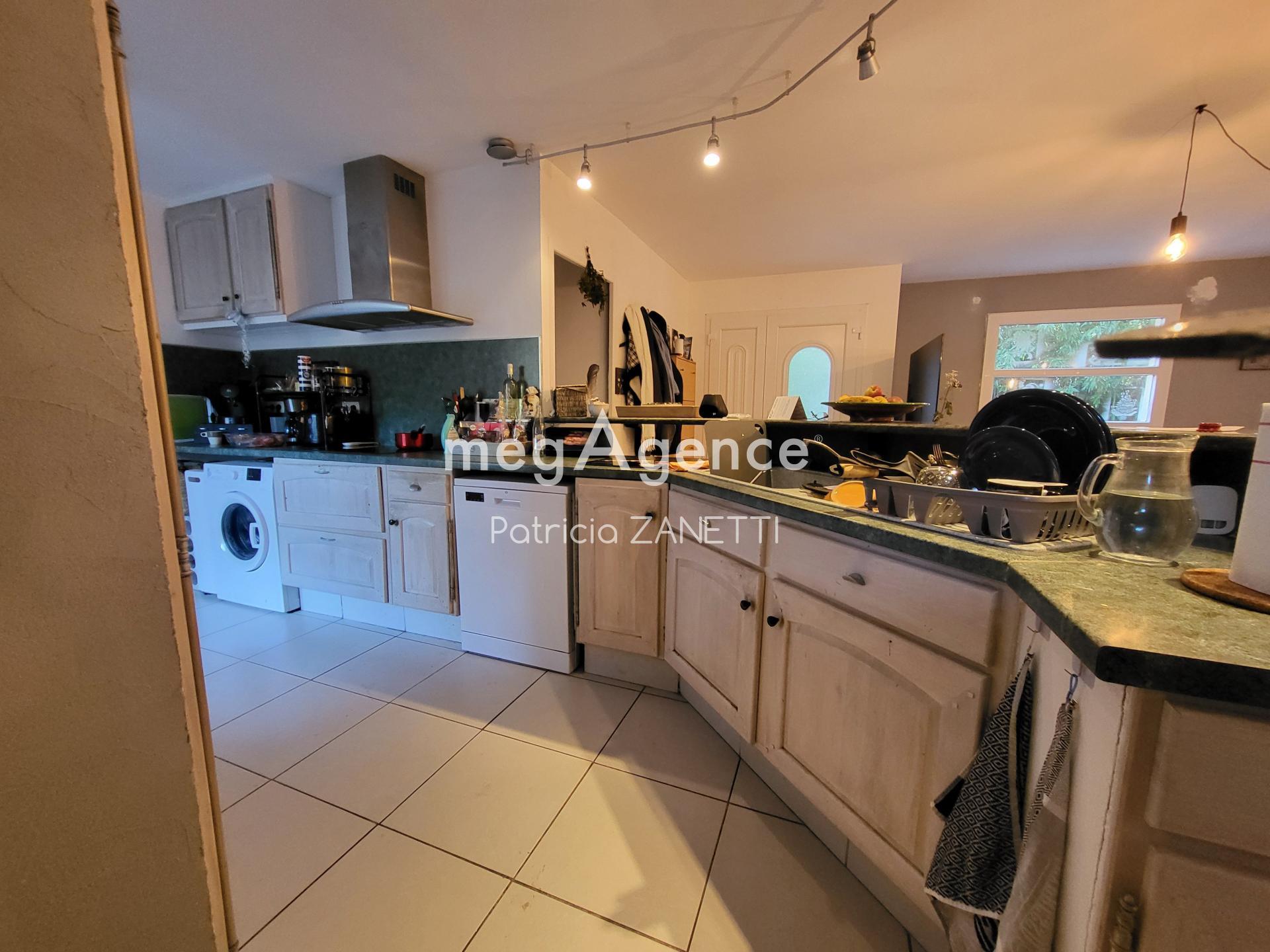 Miniature photo - 2 / 13