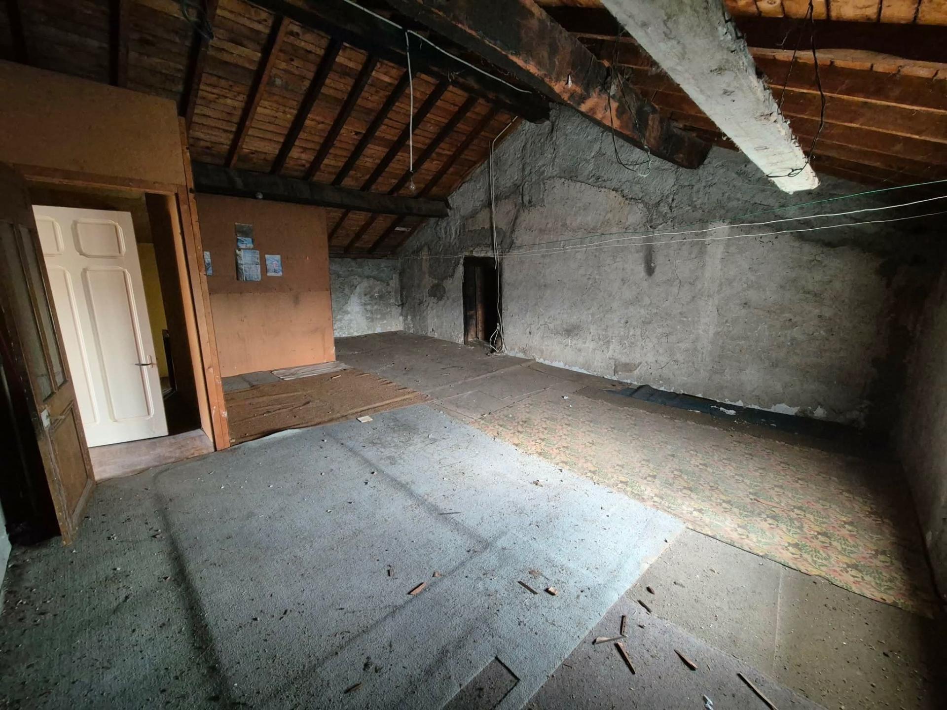 Miniature photo - 12 / 20