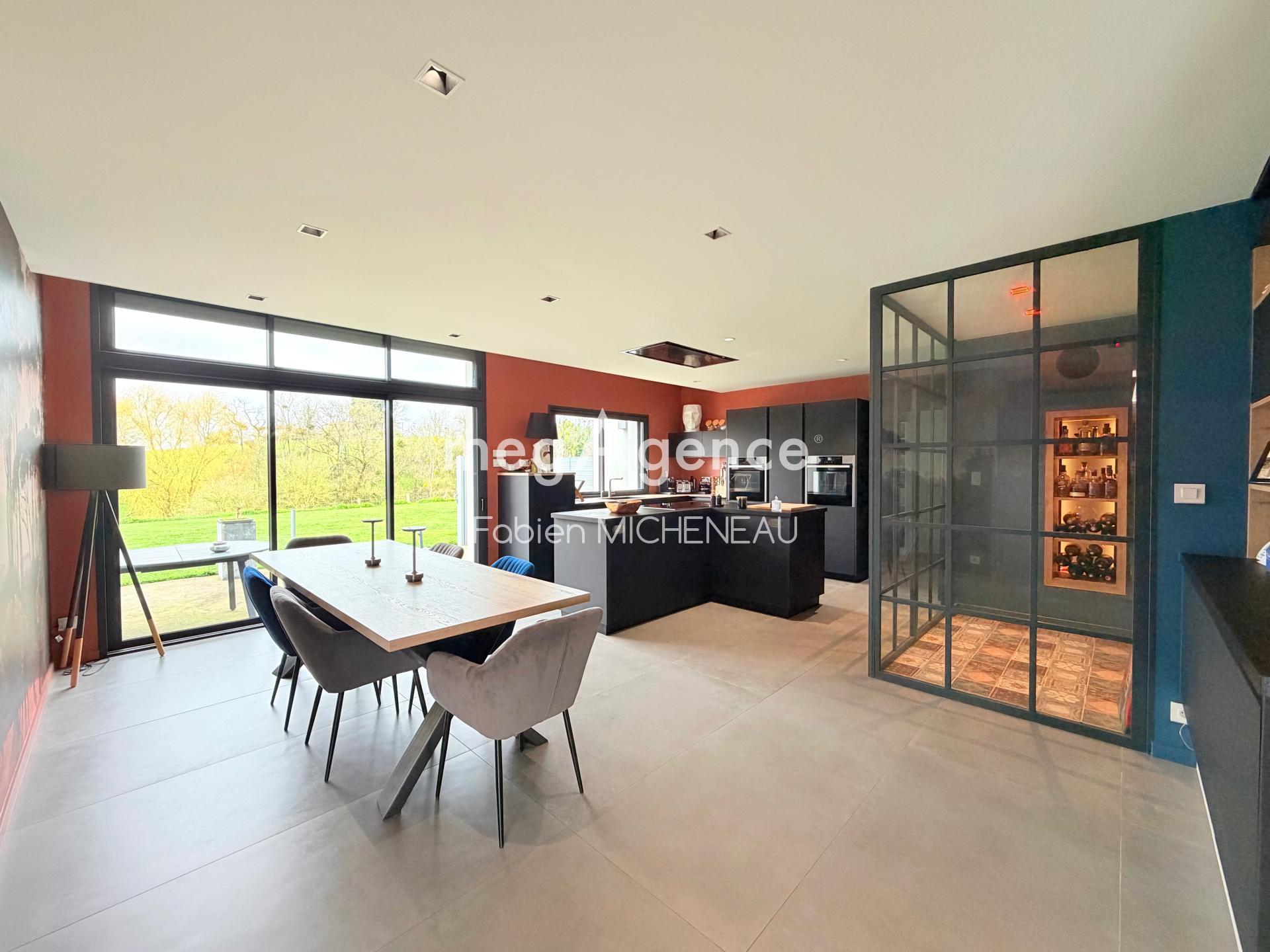 Miniature photo - 4 / 14