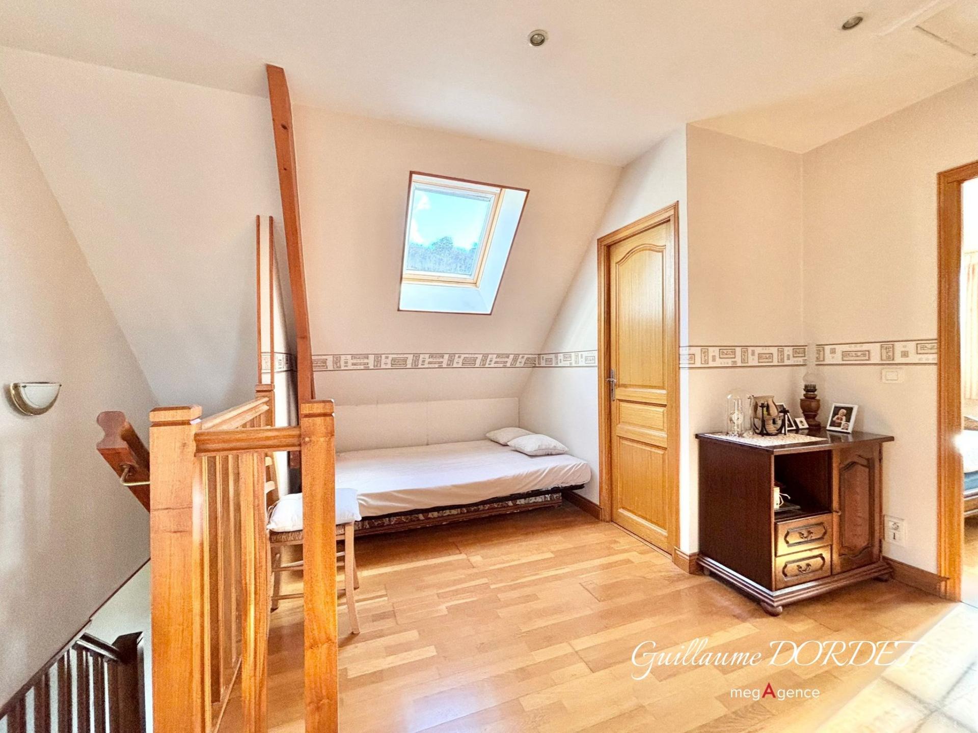 Miniature photo - 9 / 18