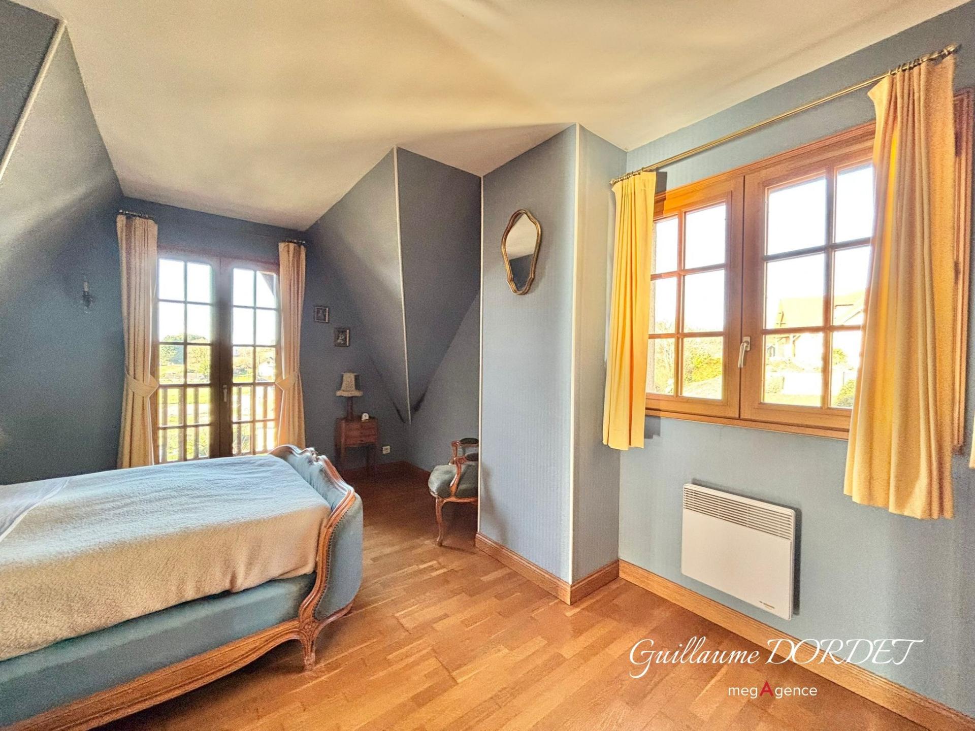 Miniature photo - 12 / 18