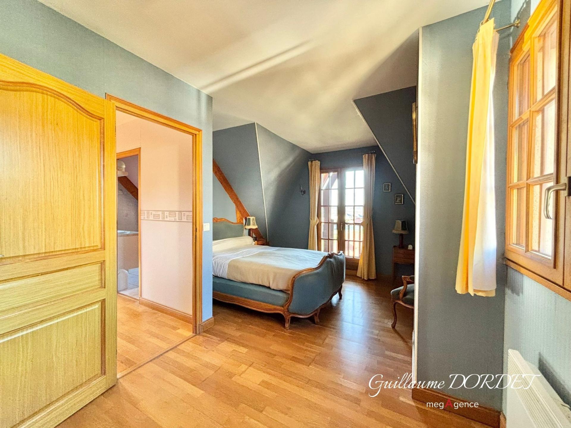 Miniature photo - 13 / 18