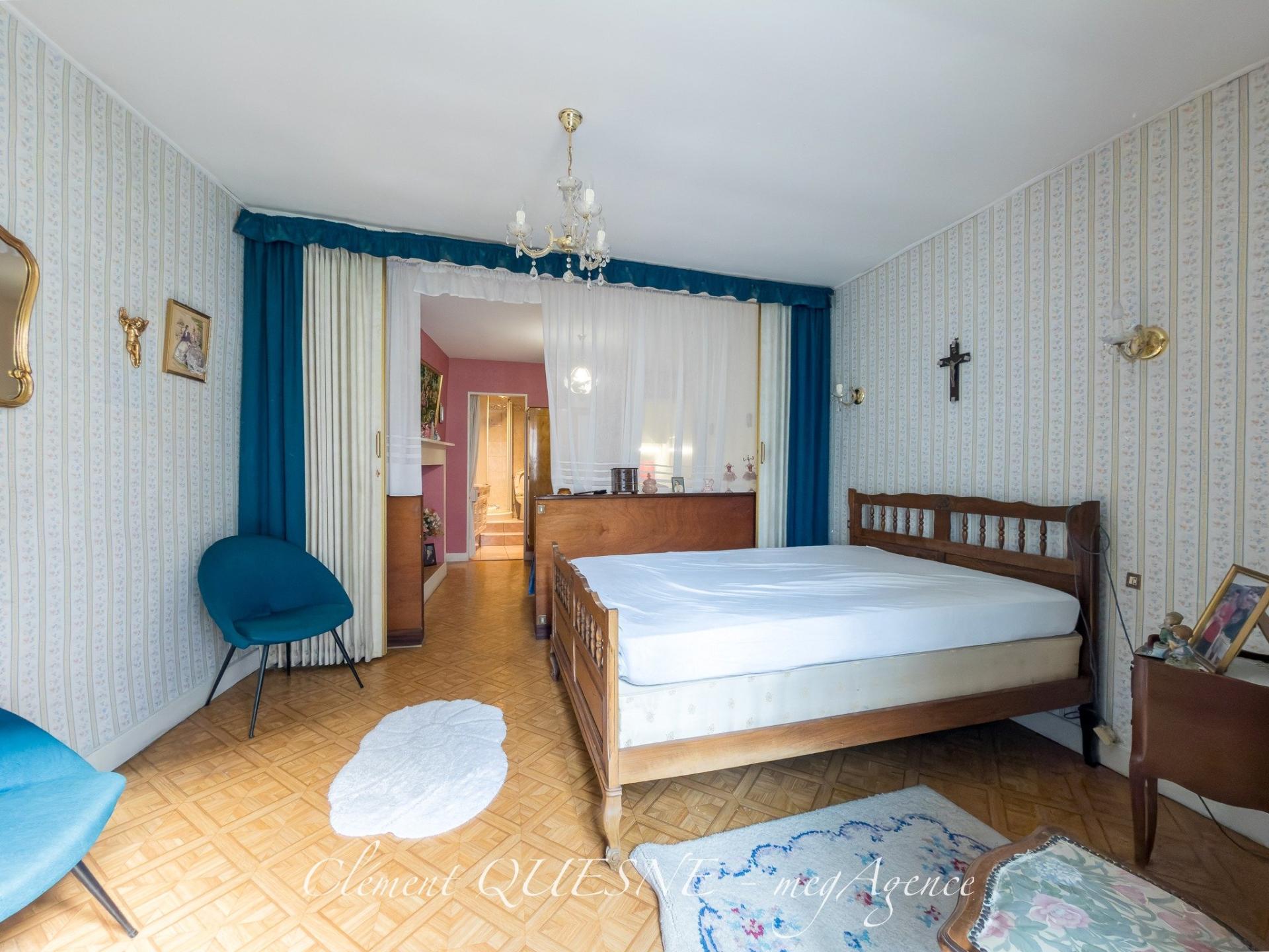 Miniature photo - 9 / 12