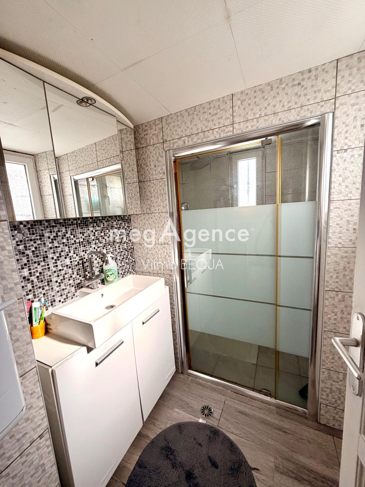 Miniature photo - 8 / 8