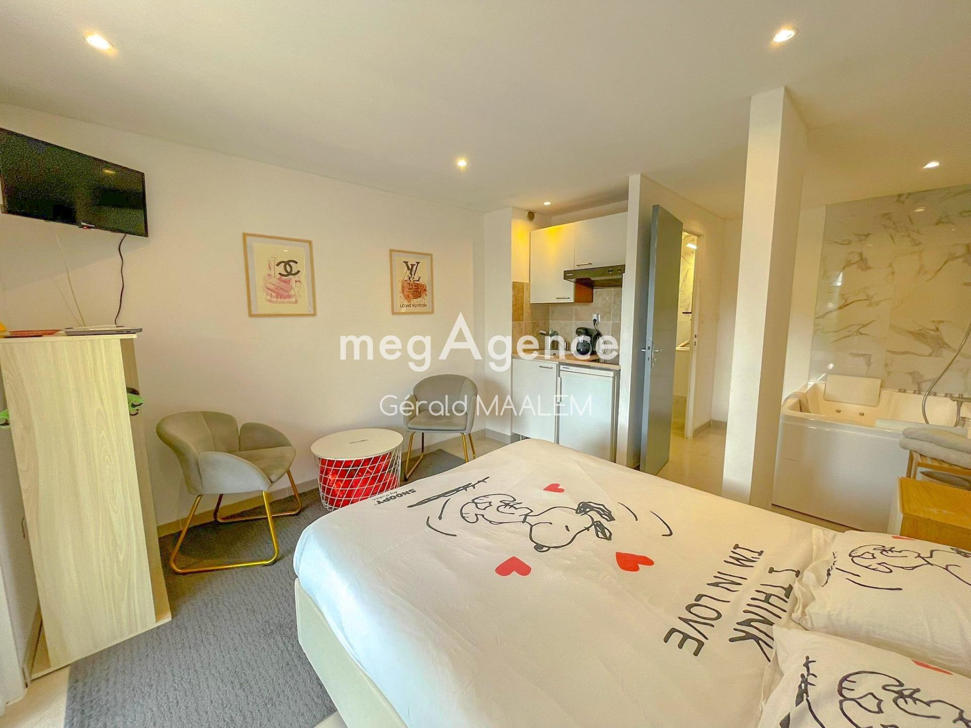 Miniature photo - 2 / 6