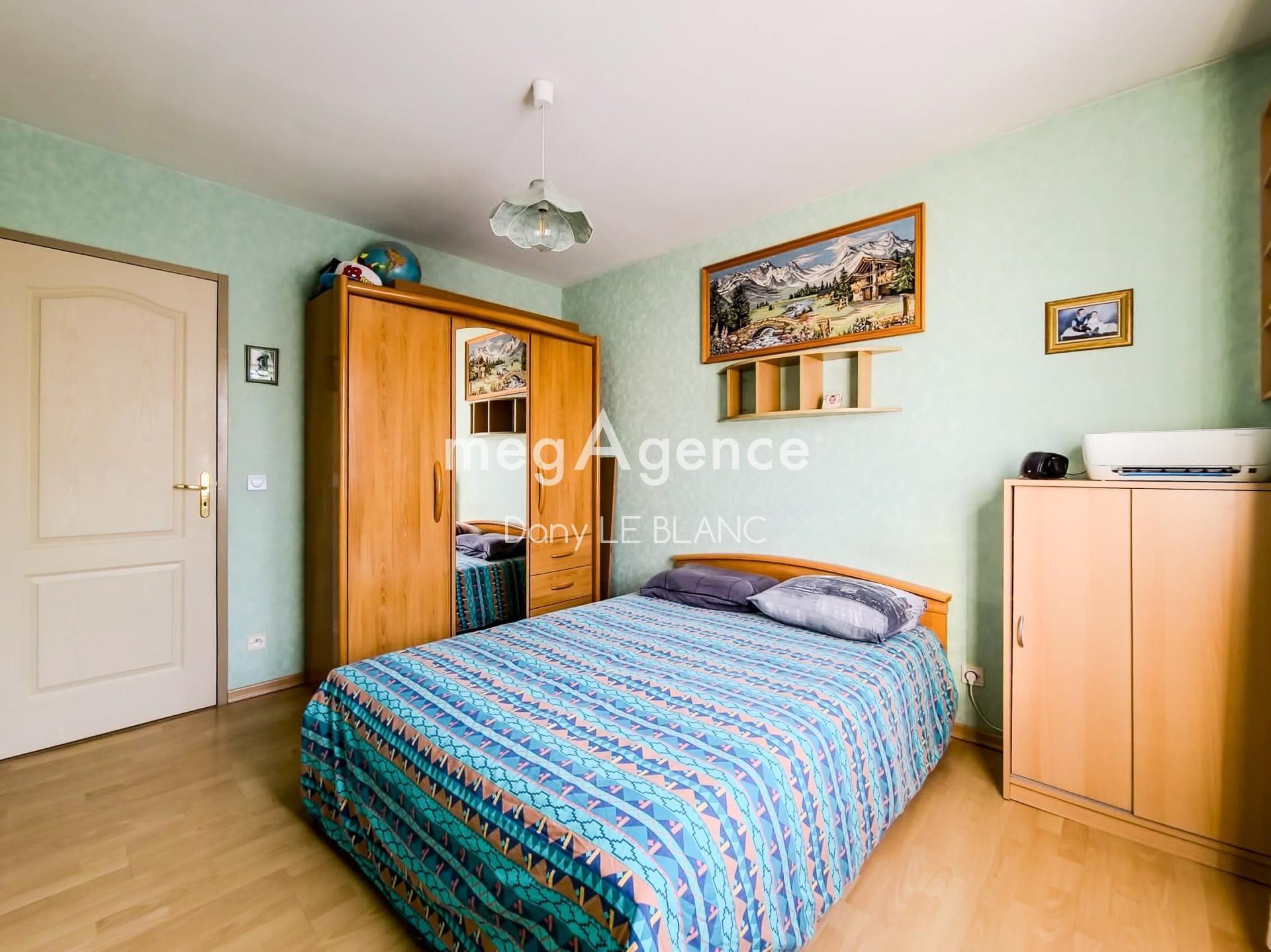 Miniature photo - 8 / 11