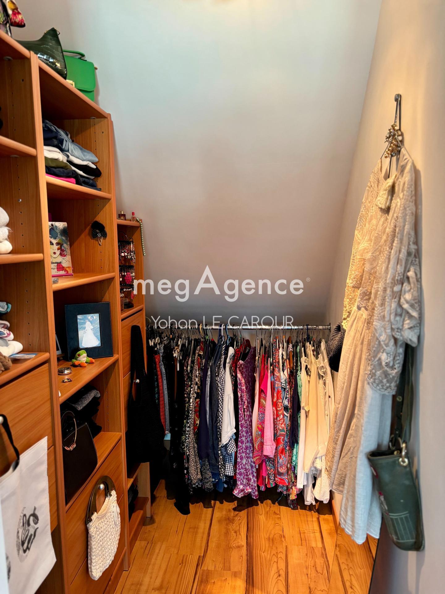 Miniature photo - 12 / 15