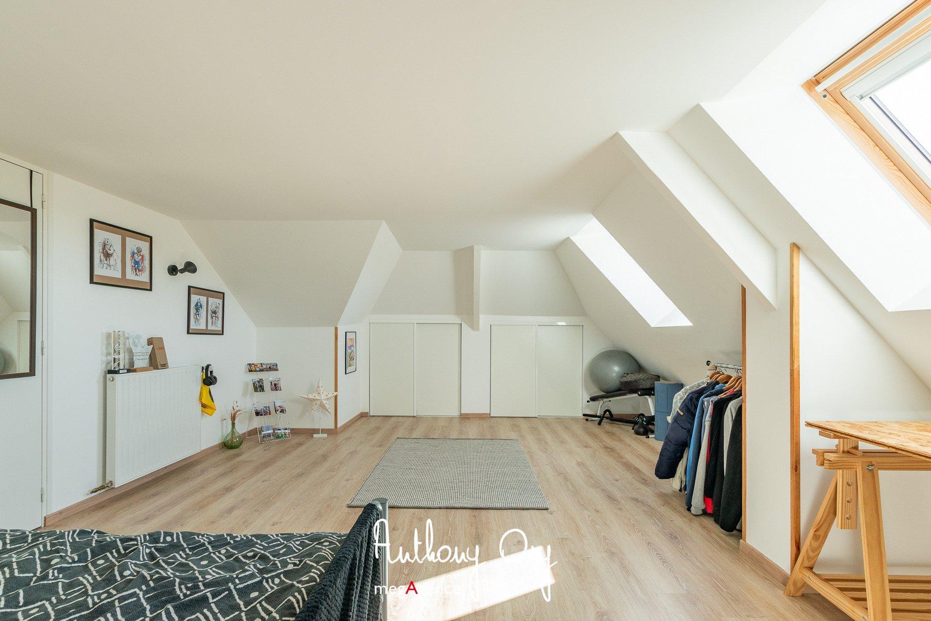 Miniature photo - 12 / 20